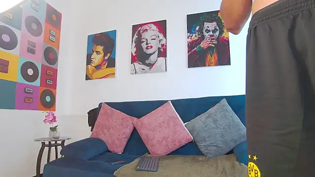 Noah Greenhart online show from December 19, 12:56 pm