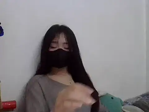 Anamis18 online show from March 2, 7:15 am