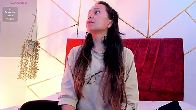 Julieta Lein  online show from January 13, 8:47 pm