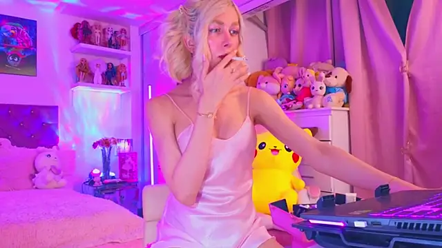 MadamBarbiee online show from January 19, 12:36 am