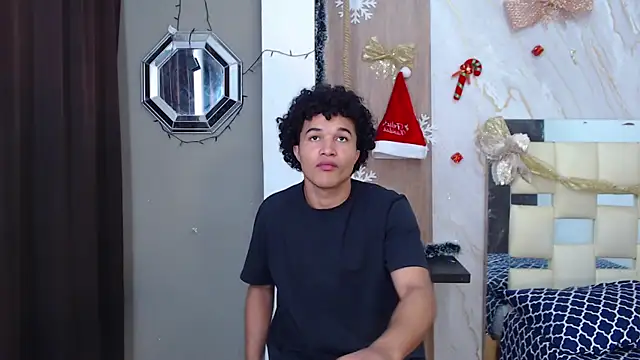 sweett love  online show from January 8, 3:42 am