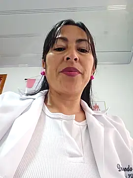 JustSamantha  online show from March 24, 12:43 pm