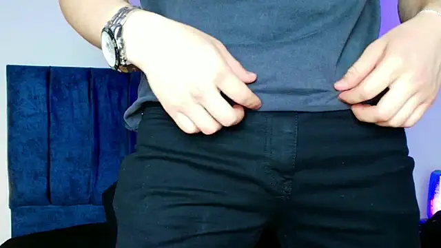 Ethan-Connor online show from December 4, 8:50 pm