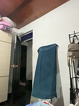 Annaa Hott online show from December 1, 7:13 am