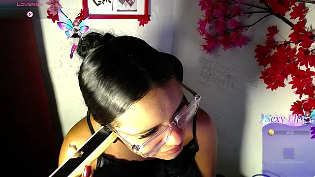 Snapshot of chleo_rosse chatting on June 27, 3:06 pm chleo rosse online show from June 27, 3:06 pm