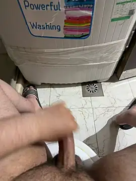Snapshot of SexyMuslimDick chatting on May 11, 1:55 am SexyMuslimDick online show from May 11, 1:55 am