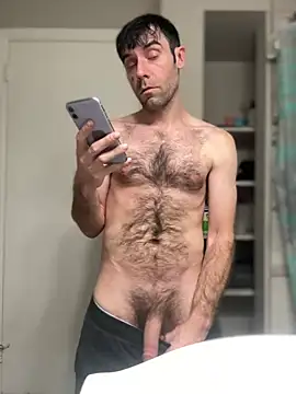 Snapshot of strippingmale1 chatting on February 25, 5:17 am strippingmale1 online show from February 25, 5:17 am