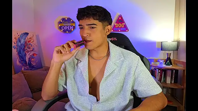 Snapshot of ken_blakerr chatting on February 6, 7:45 am ken blakerr online show from February 6, 7:45 am