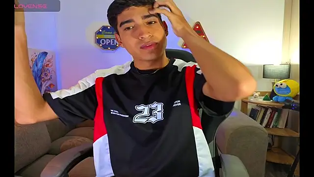 Snapshot of ken_blakerr chatting on March 18, 8:17 am ken blakerr online show from March 18, 8:17 am