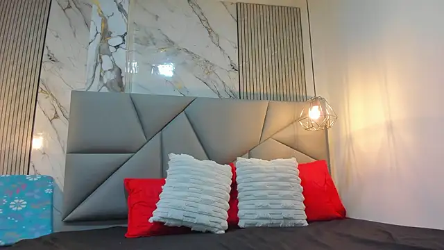 selenaflamemj online show from March 28, 6:51 pm