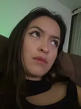 Little  Danni1 online show from February 20, 4:20 am