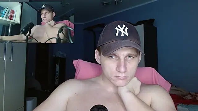 Poliglotjoe1 online show from December 22, 9:06 am