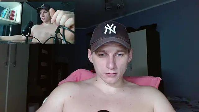 Poliglotjoe1 online show from December 22, 9:12 pm