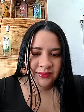 Kendra-daring online show from January 17, 8:45 pm