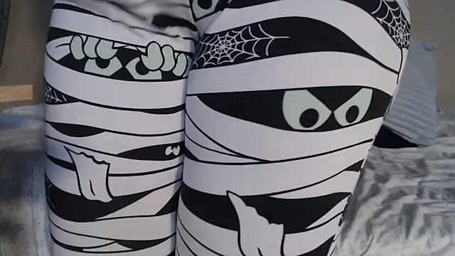 somemoreex1 online show from December 1, 4:34 pm