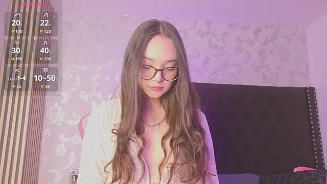 Snapshot of dahianae__ chatting on July 31, 7:35 pm dahianae online show from July 31, 7:35 pm