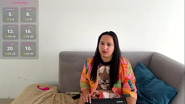 nelielg6 online show from July 30, 9:14 pm