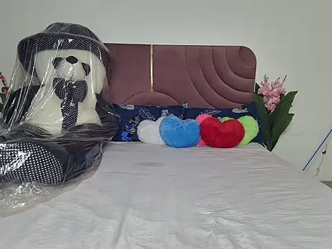 Husan-e-Jasmine online show from February 24, 4:49 pm