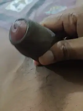 Snapshot of Hotboylumia_825321 chatting on June 11, 5:27 am Hotboylumia 825321 online show from June 11, 5:27 am