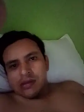 Snapshot of art-e9-2 chatting on January 10, 12:51 pm art-e9-2 online show from January 10, 12:51 pm