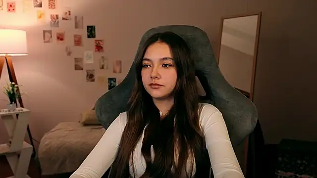 Snapshot of Vexorine chatting on November 23, 7:46 pm Vexorine online show from November 23, 7:46 pm