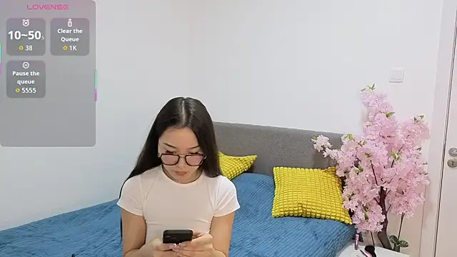 Nari Jin online show from November 21, 5:00 pm