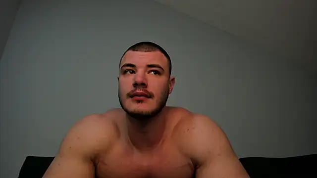 Snapshot of Troy_Bigtitan chatting on January 11, 6:07 am Troy Bigtitan online show from January 11, 6:07 am