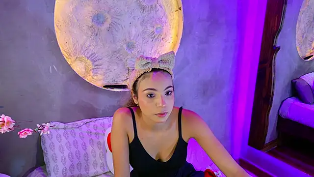 Snapshot of Kaaory chatting on June 26, 4:00 pm Kaaory online show from June 26, 4:00 pm