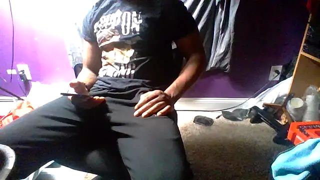 Snapshot of Worlds_Finest_Chocolate chatting on November 20, 7:24 pm Worlds Finest Chocolate online show from November 20, 7:24 pm