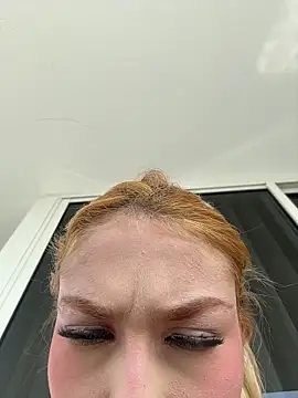 Snapshot of valeryfox__ chatting on January 11, 6:57 pm valeryfox online show from January 11, 6:57 pm