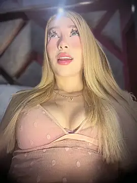 Snapshot of valeryfox__ chatting on February 20, 12:07 am valeryfox online show from February 20, 12:07 am