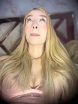 valeryfox   online show from March 9, 10:03 pm