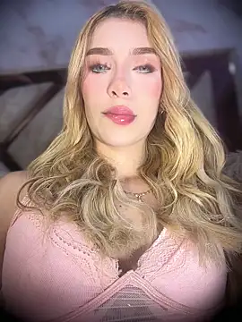 valeryfox   online show from March 25, 11:55 pm