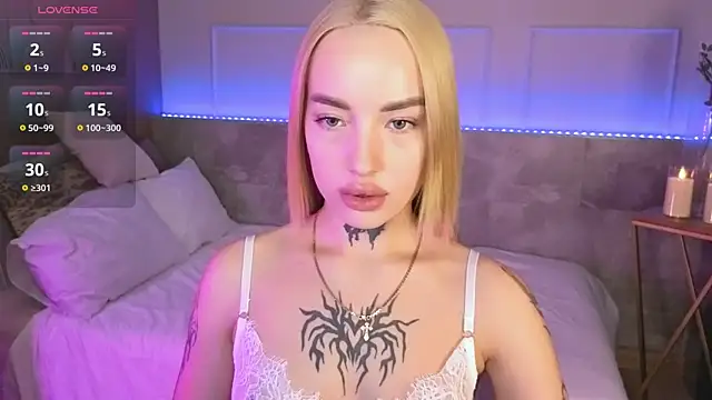 MarquiseMuse online show from December 16, 5:56 am