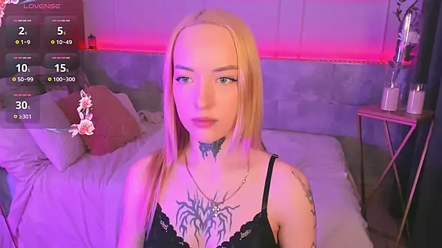 Snapshot of MarquiseMuse chatting on February 26, 6:01 am MarquiseMuse online show from February 26, 6:01 am