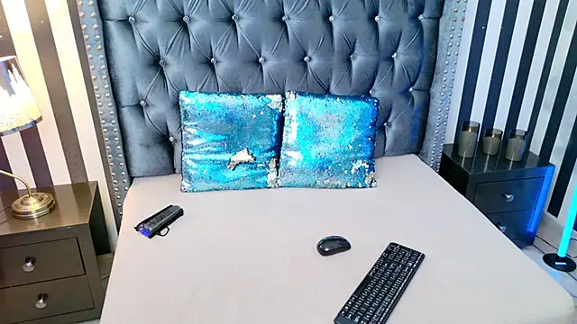 Saripaulin online show from February 5, 10:36 pm