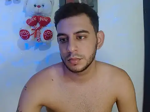 pinky 7 online show from November 30, 11:09 pm