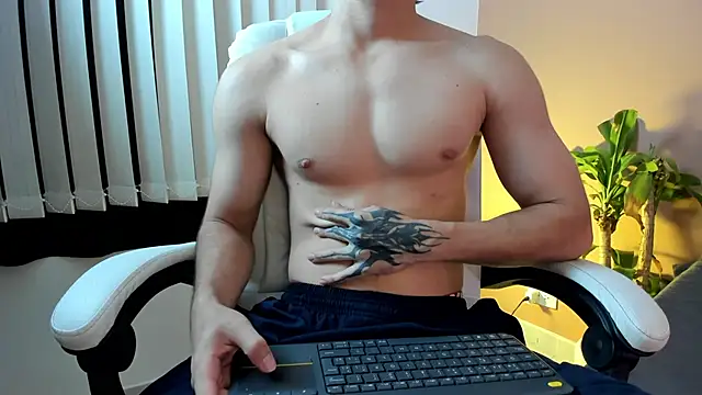 Snapshot of eren_jeager chatting on February 11, 1:21 am eren jeager online show from February 11, 1:21 am