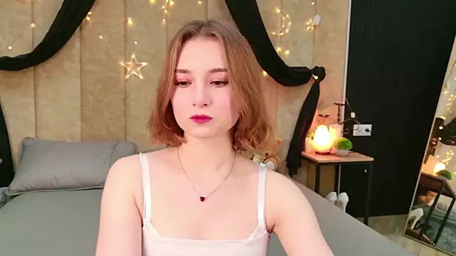 Janice Corona online show from April 18, 3:49 pm