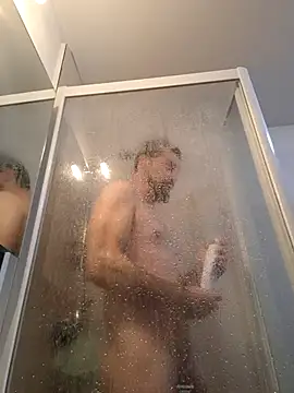 Snapshot of babayaga40 chatting on November 26, 12:28 pm babayaga40 online show from November 26, 12:28 pm