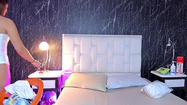 ClarissaMorreti online show from November 28, 2:20 pm