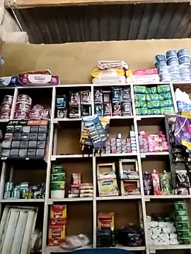 MIA-LARIOS online show from March 31, 4:40 pm