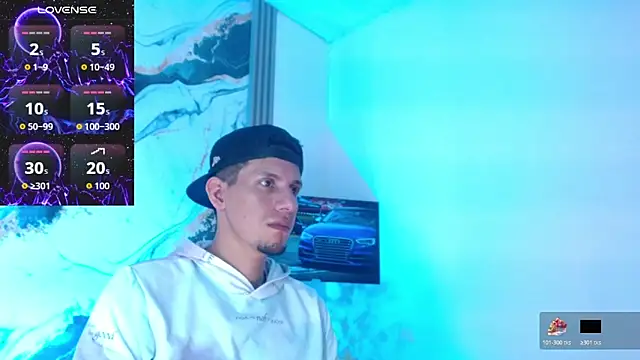 Snapshot of Sebastian_Smith__ chatting on June 17, 3:09 am Sebastian Smith online show from June 17, 3:09 am