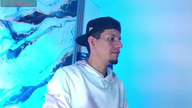 Snapshot of Sebastian_Smith__ chatting on June 25, 7:18 pm Sebastian Smith online show from June 25, 7:18 pm