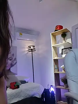 Lia Honeymind   online show from November 25, 11:10 am