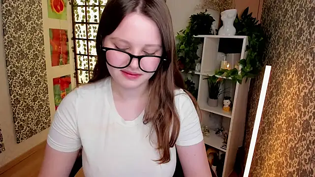 Lana Moon   online show from November 22, 8:24 am