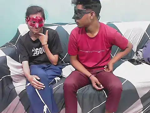 Snapshot of hello_baby01 chatting on February 19, 5:09 pm hello baby01 online show from February 19, 5:09 pm