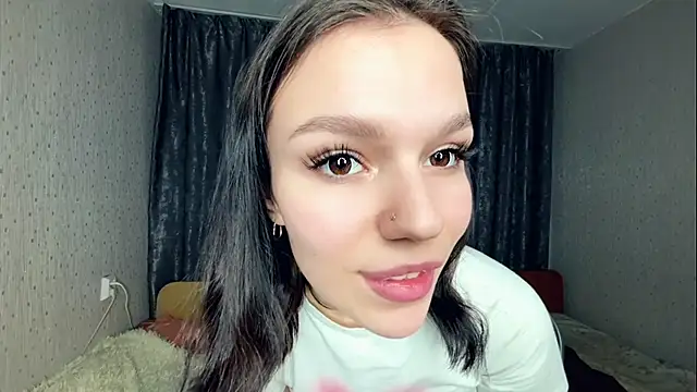 StacieGregoreski online show from December 21, 2:35 pm