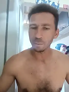 RobertoLuiz84 online show from January 17, 4:43 pm