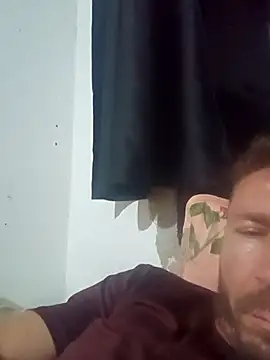 RobertoLuiz84 online show from April 21, 11:07 pm